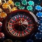 Giao diện casino trực tuyến với slot và bài baccarat tại 8kbet456